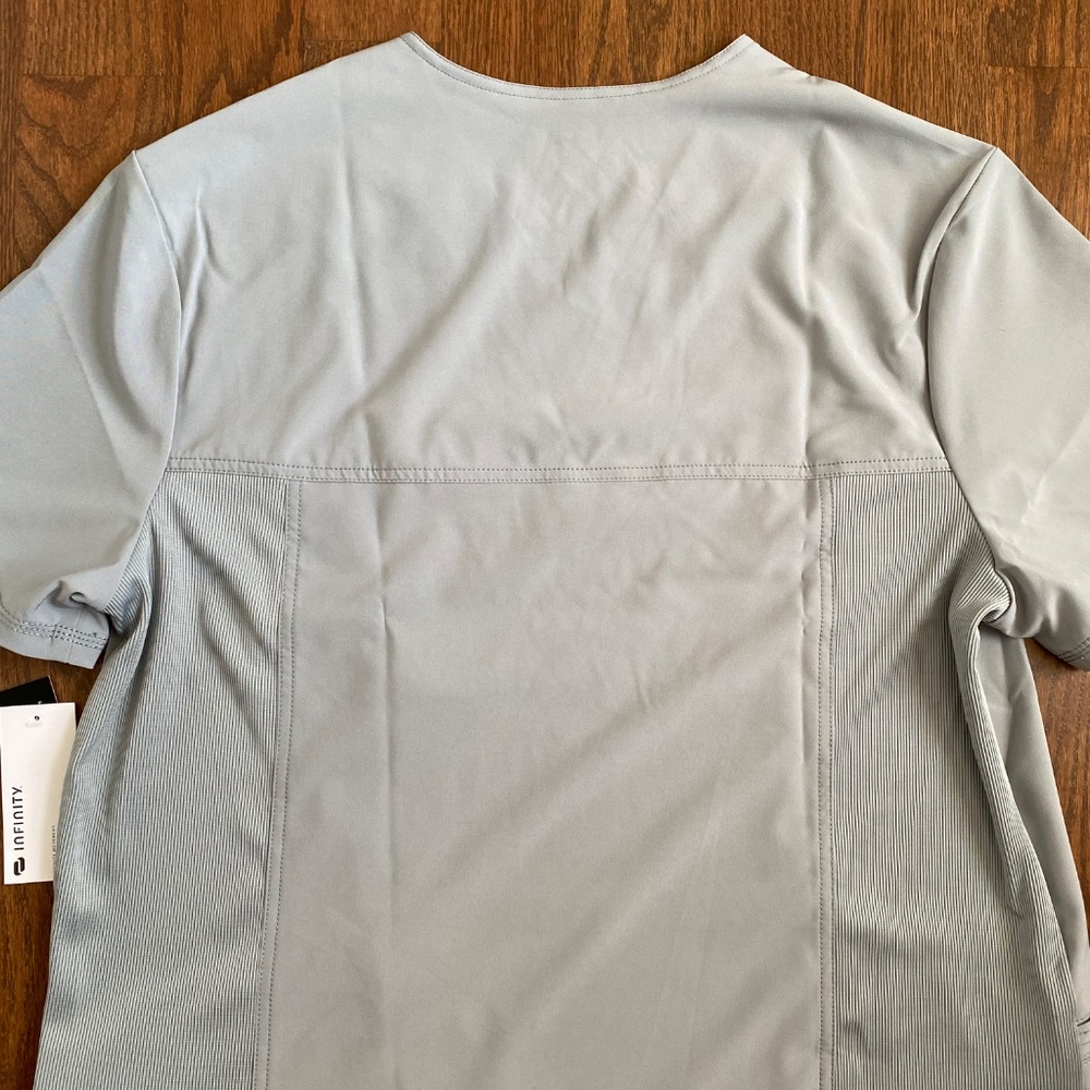 Cherokee Infinity Men’s V-Neck Scrub Top Gray Size L Medical Uniform - Picture 10 of 10